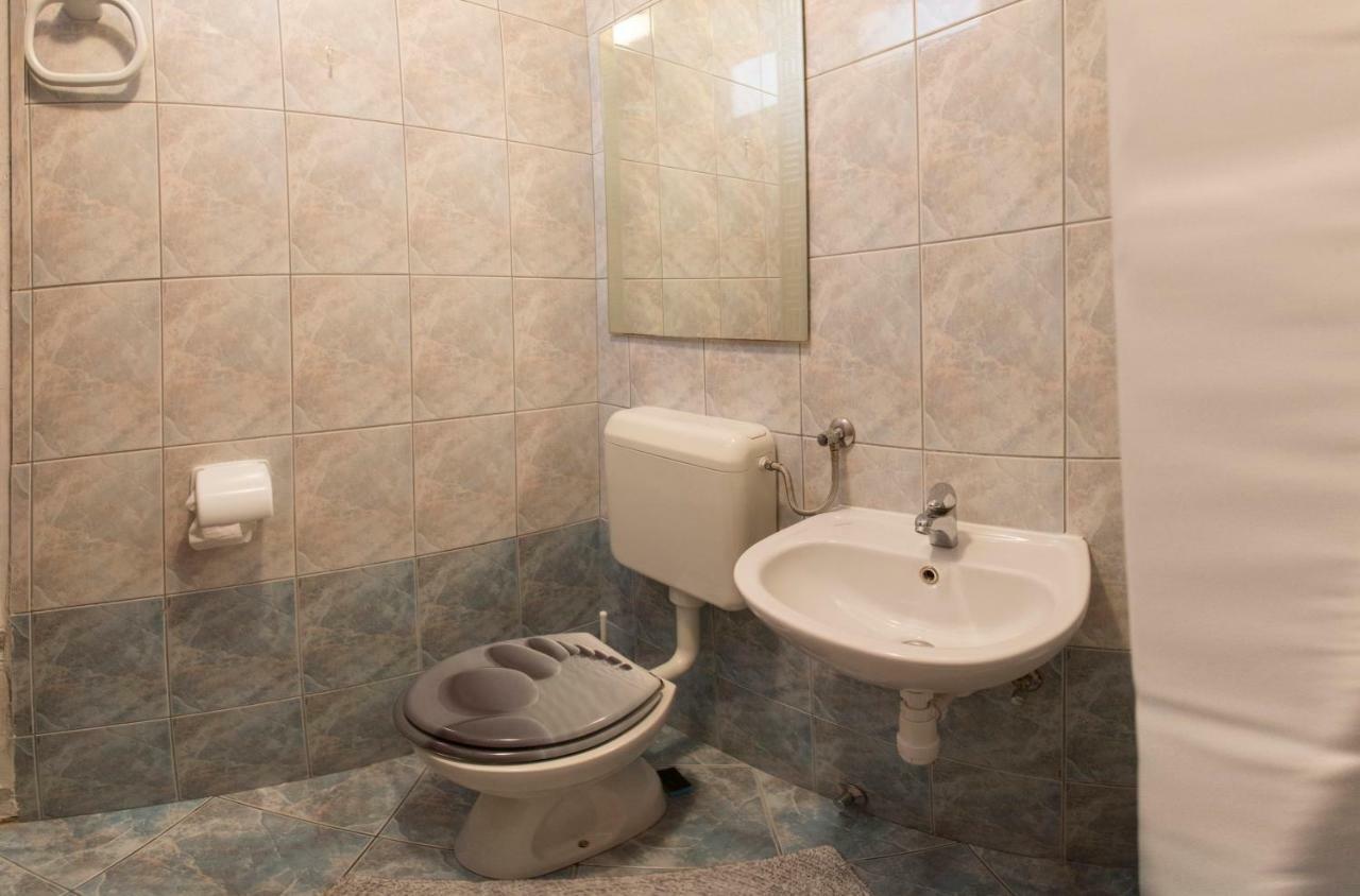Room Dioklecijan Split Exterior photo
